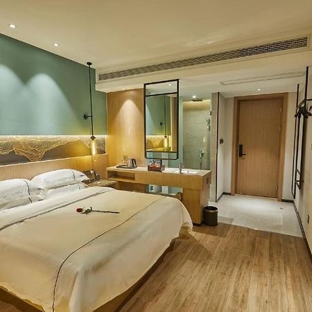 Yiwu Boman Boutique Hotel Exterior photo